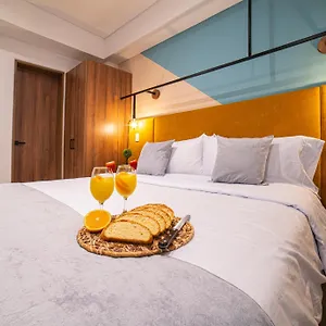 Ere Centenario Luxury Cali